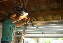 Redmond Garage Doors Store Jacksonville, FL 904-420-2042 - emergency-services